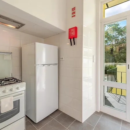 Guestready - Saldanha Building Garden