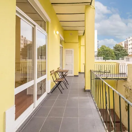Guestready - Saldanha Building Garden Lisbon